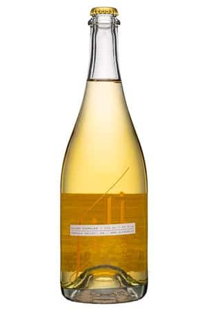 Lili: Lili-750ml-2023-NonAlcSparkler-Golden